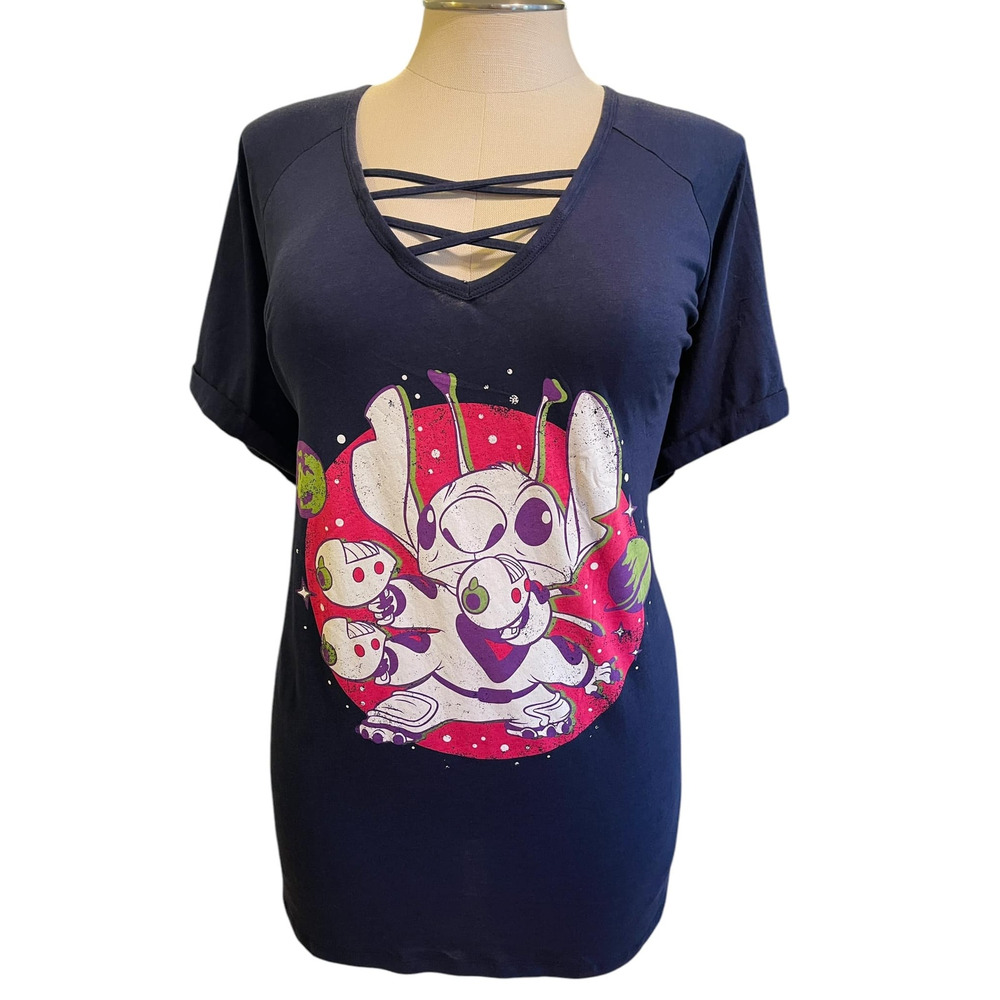Torrid 5 (5X 28) Disney Lilo and Stitch Strappy Neck Classic Fit Graphic T Shirt